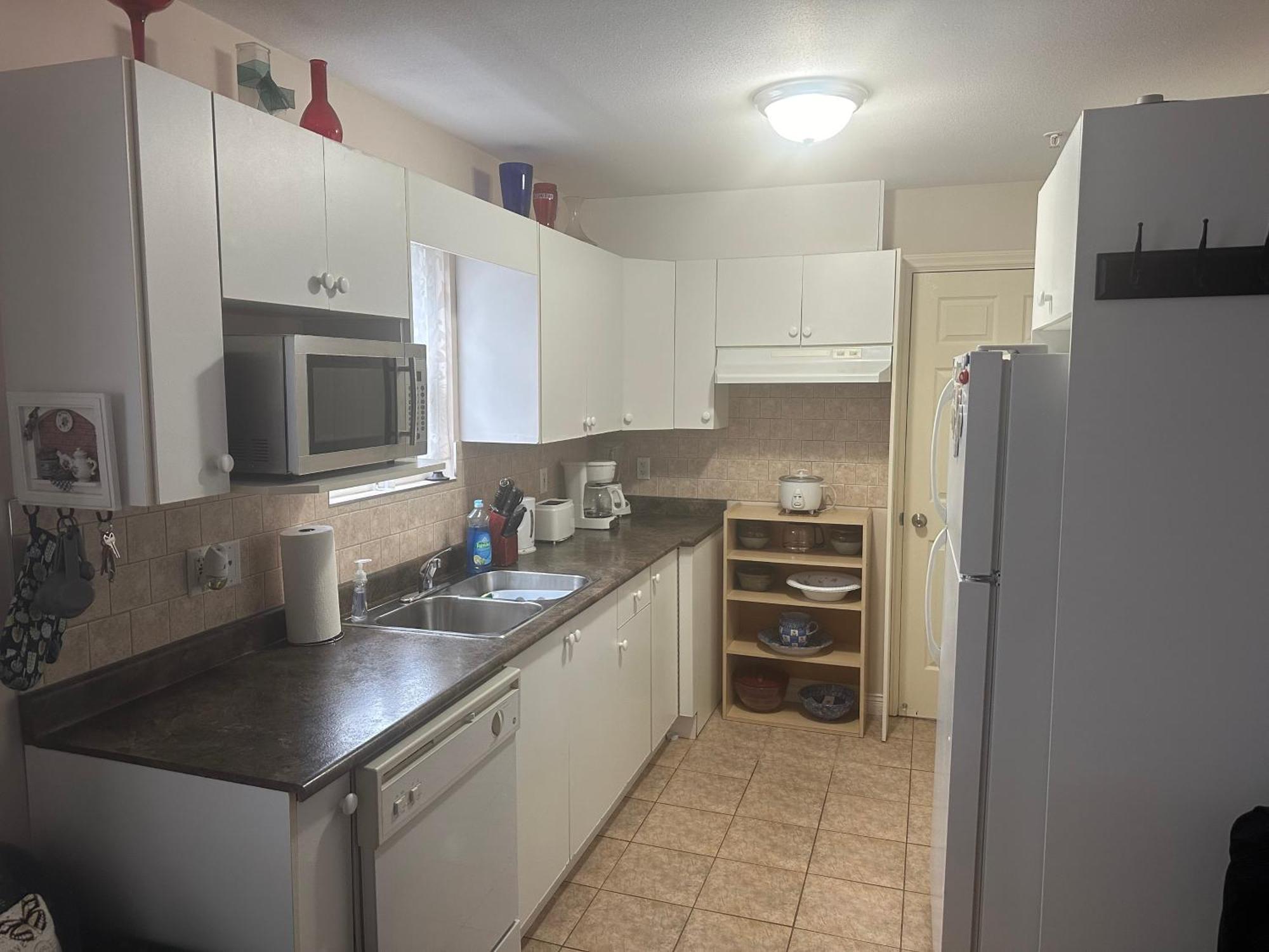Clean And Quiet 2 Bdr 2 Bthr Private Entrance Entire Guests Suite Near Coquitlam Center Mall And Skytrain Екстериор снимка
